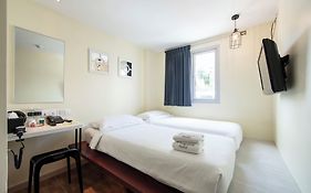 Fragrance Hotel - Balestier